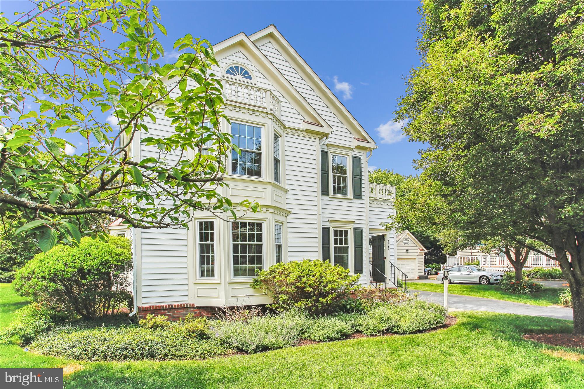 6584 Forsythia Street Springfield, VA 22150 - Photo 3 of 63 Gallery Image 3