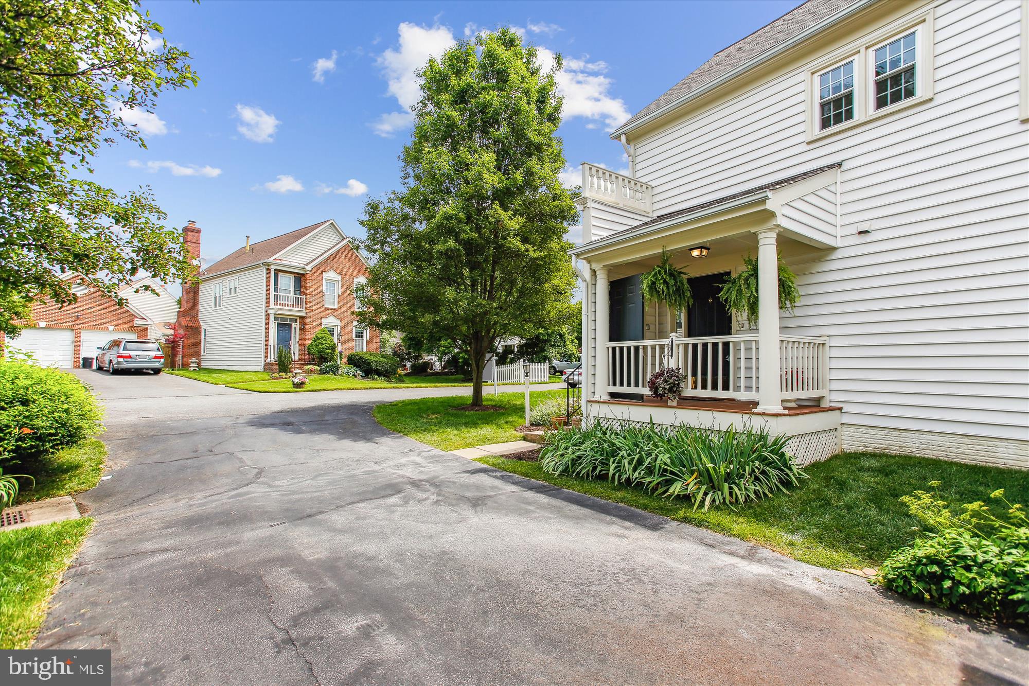 6584 Forsythia Street Springfield, VA 22150 - Photo 5 of 63 Gallery Image 5