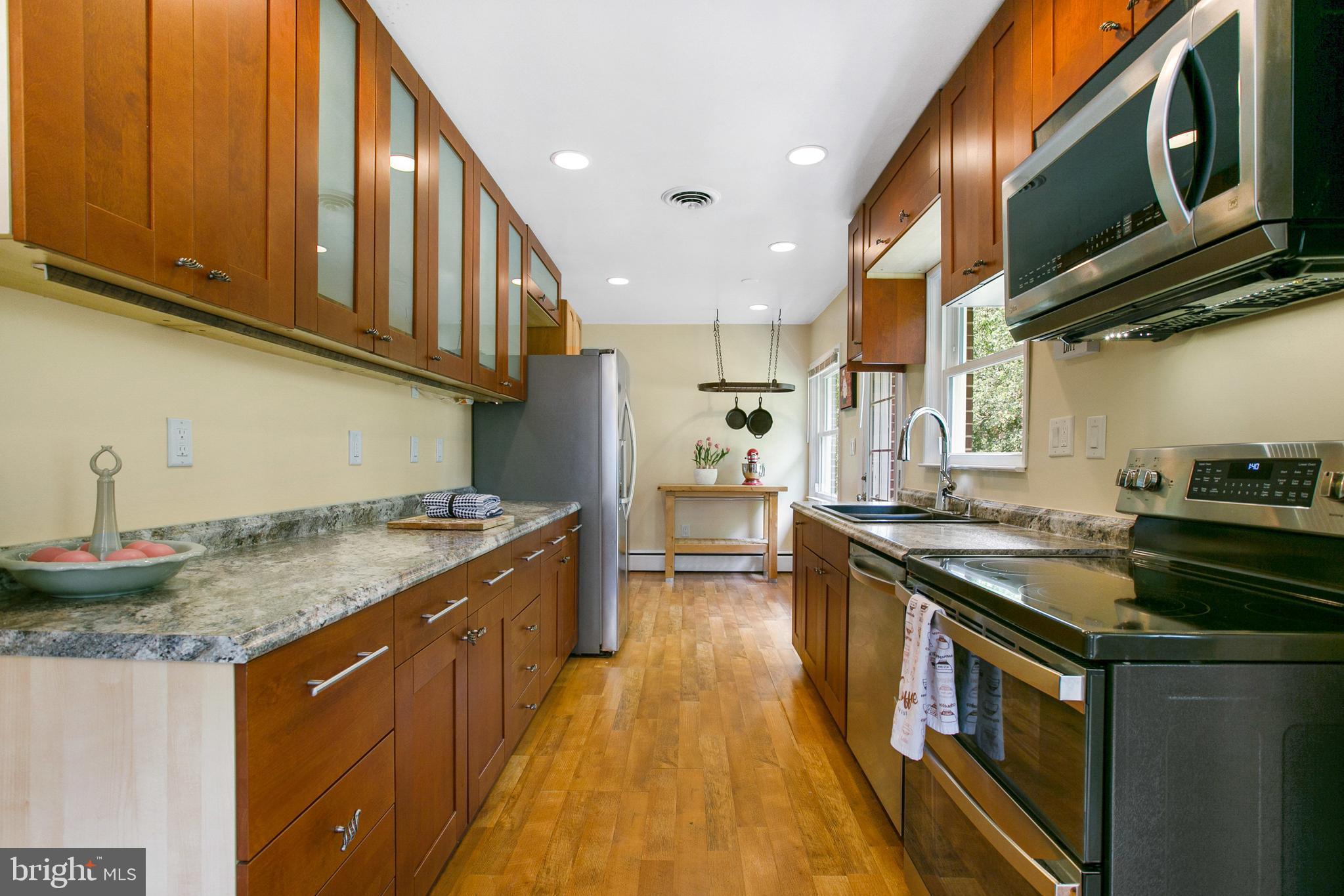4873 Montgomery Road Ellicott City, MD 21043 - Photo 11 of 56 Gallery Image 11