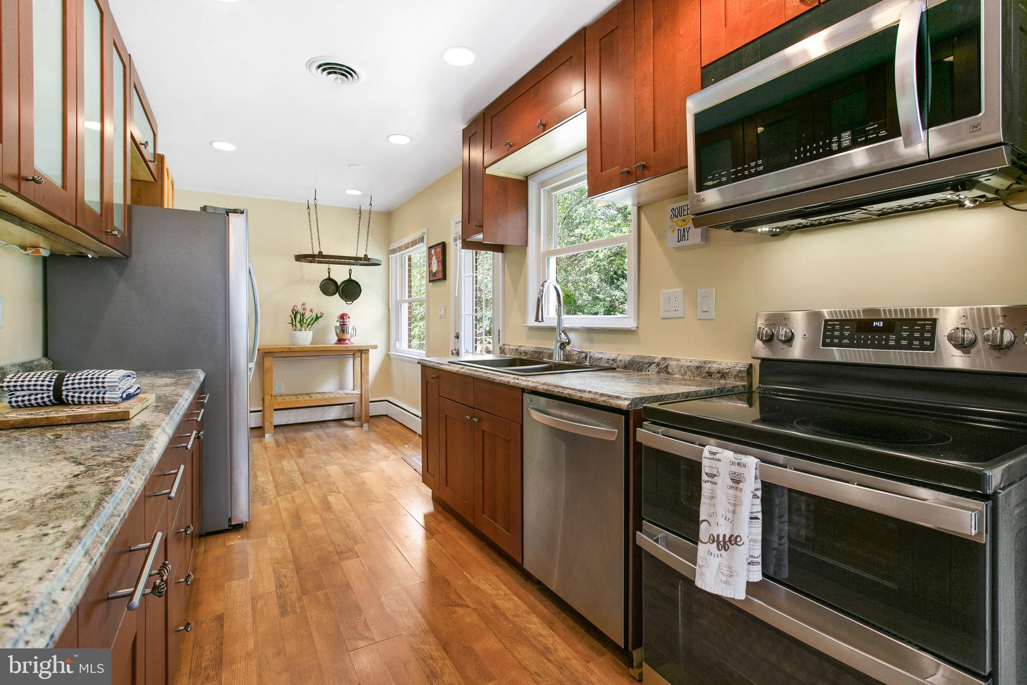 4873 Montgomery Road Ellicott City, MD 21043 - Photo 12 of 56 Gallery Image 12