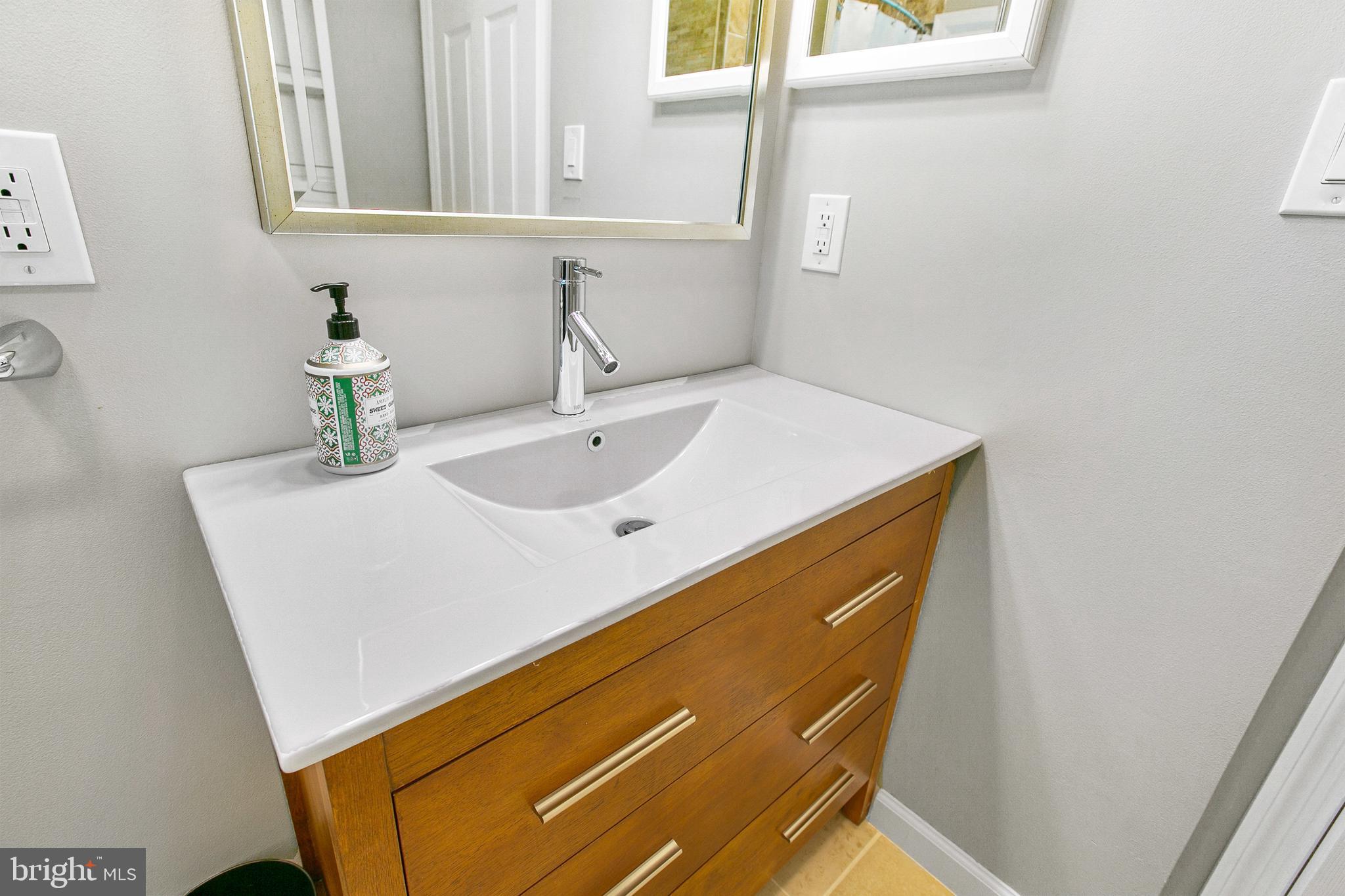 4873 Montgomery Road Ellicott City, MD 21043 - Photo 31 of 56 Gallery Image 31