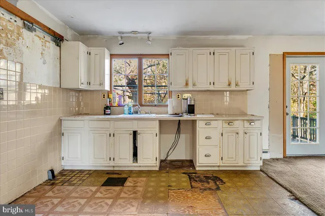 $380,000 | 995 Smithbridge Road, Glen Mills, PA 19342