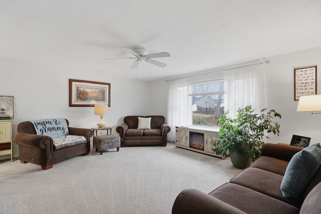 9 Otter River Road Templeton, MA 01468 - Photo 15 of 34