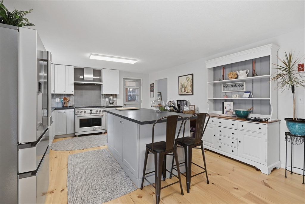 9 Otter River Road Templeton, MA 01468 - Photo 8 of 34