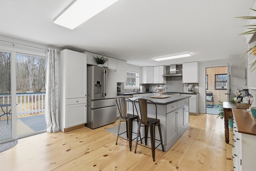 9 Otter River Road Templeton, MA 01468 - Photo 10 of 34