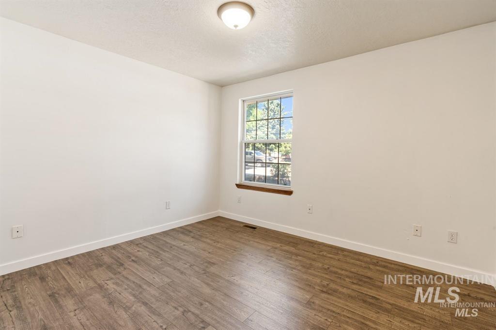 4135 West Cherry Lane Meridian, ID 83642 - Photo 13 of 28