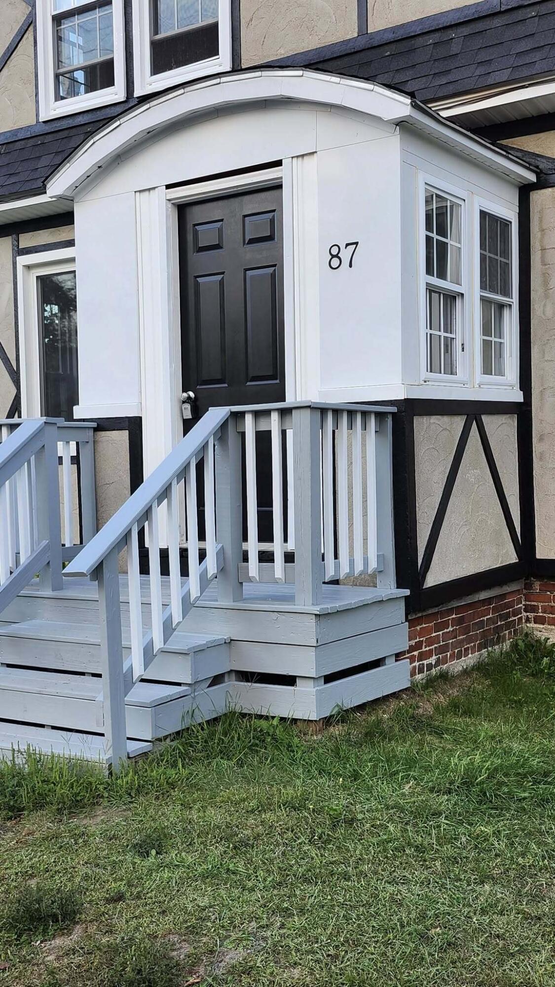 87 Highland Avenue Millinocket, ME 04462 - Photo 7 of 28 547558536_10234514152849503_445037045066