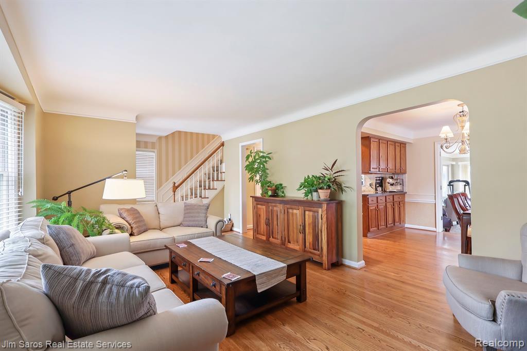 1234 Hampton Road Grosse Pointe Woods, MI 48236 - Photo 7 of 24