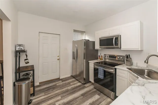 $1,500 | 4992 Botanical Avenue, Unit 2F, St. Louis, MO 63110