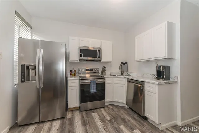 $1,500 | 4992 Botanical Avenue, Unit 2F, St. Louis, MO 63110