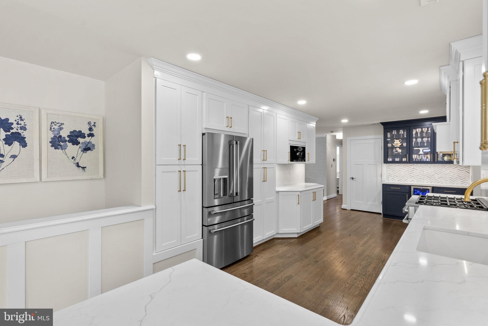 9006 Crestleigh Road Ellicott City, MD 21042 - Photo 11 of 73