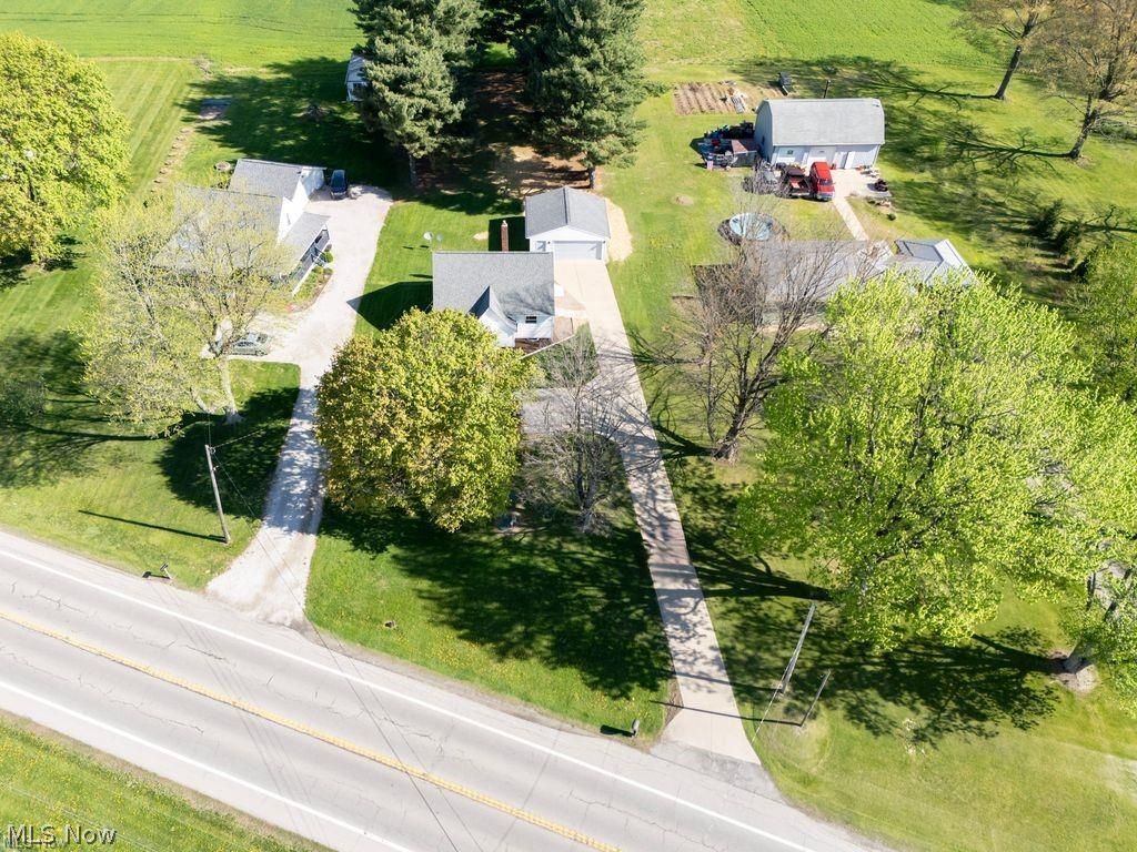 8633 Ashland Road Wooster, OH 44691 - Photo 4 of 20