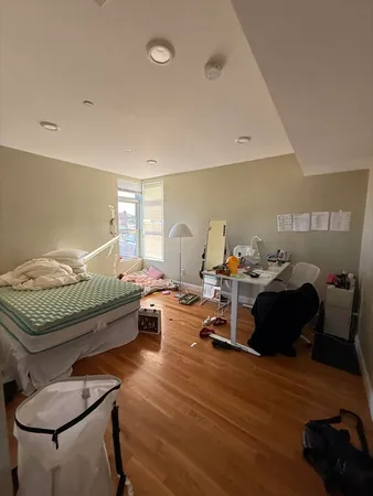 $3,600 | 10 Roxbury Street, Unit 7, Boston, MA 02119