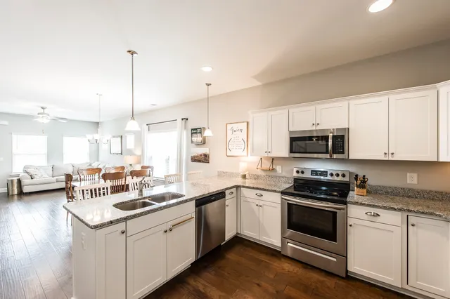 $2,400 | 1048 Westgate Drive, Gallatin, TN 37066