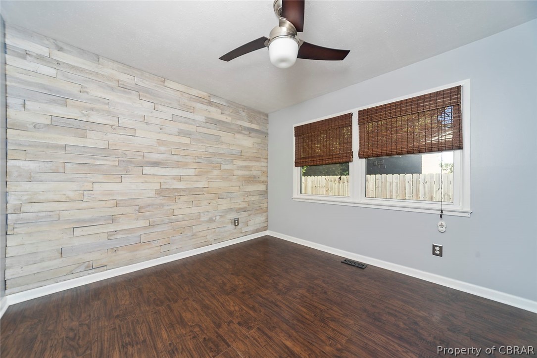 167 Colony Road Newport News, VA 23602 - Photo 23 of 37