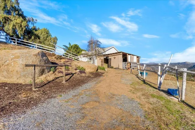 $1,630,000 | 410 Woodland Lane, El Cajon, CA 92021