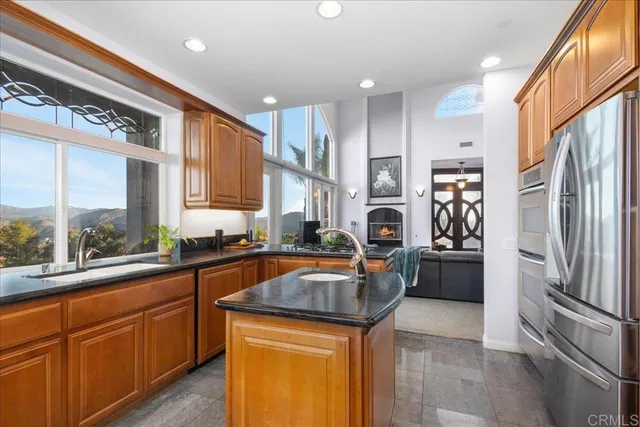 $1,630,000 | 410 Woodland Lane, El Cajon, CA 92021