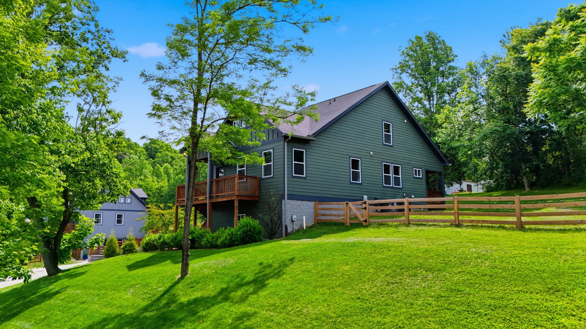 157 Lena Loop Burns, TN 37029 - Photo 13 of 72