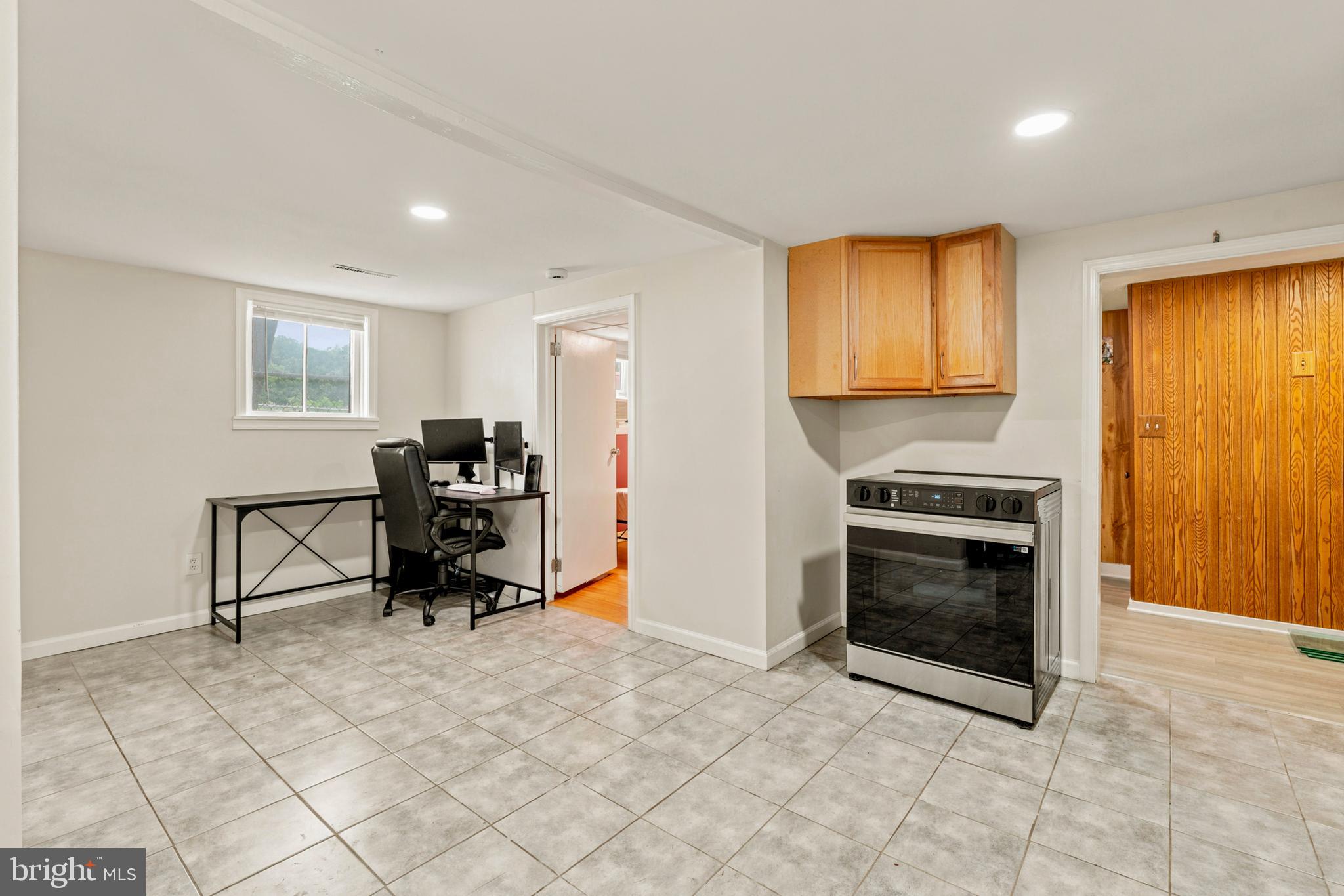 1132 Security Road Hagerstown, MD 21742 - Photo 19 of 33
