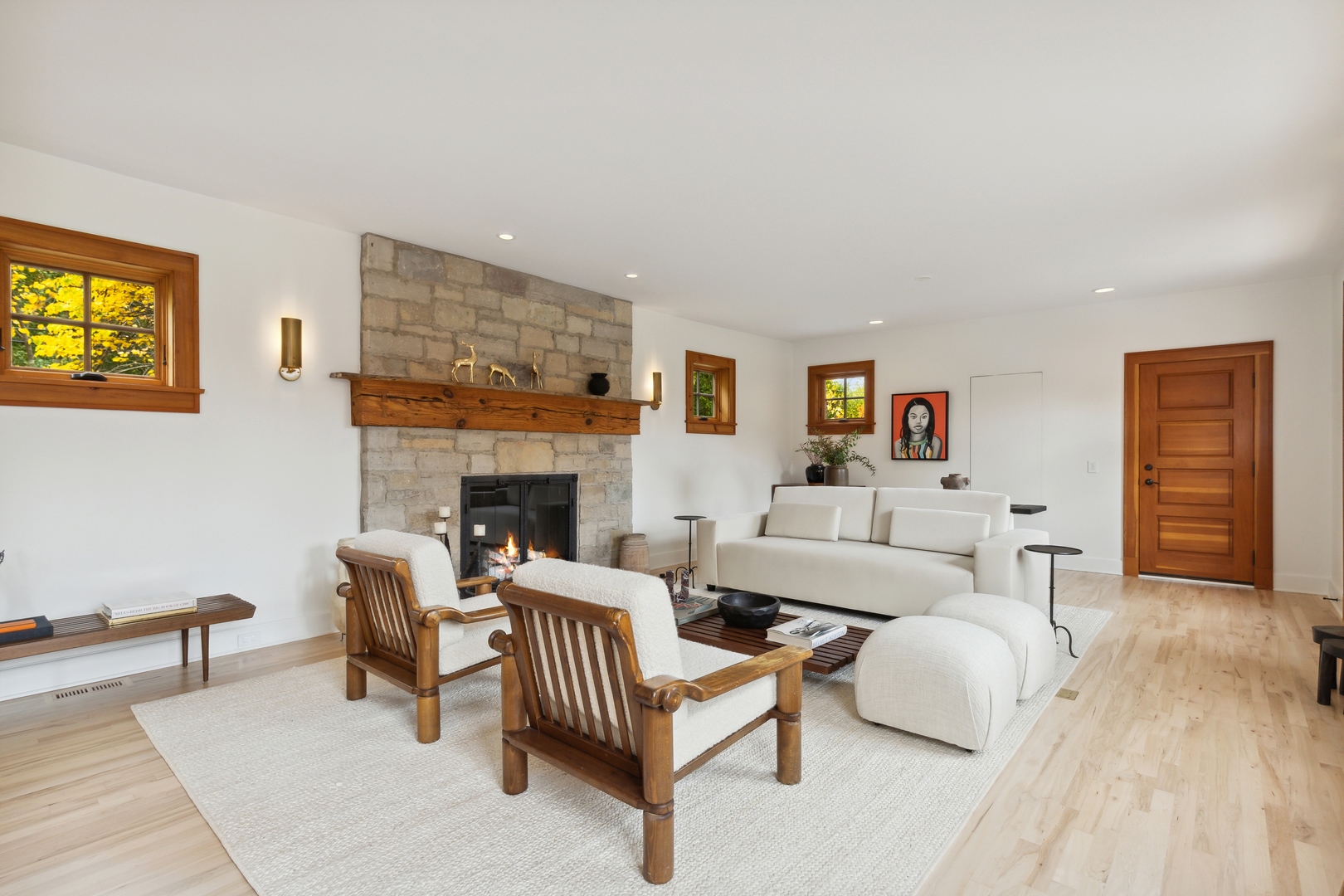 606 Tiverton Road Lake Forest, IL 60045 - Photo 7 of 48 a living room with furniture and a fireplace