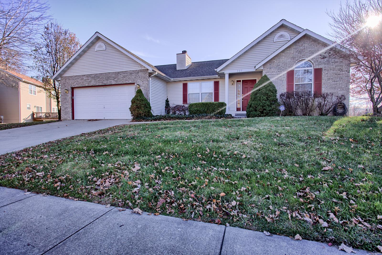 307 Fairwood Hills Road O'Fallon, IL 62269 - Photo 1 of 39 Gallery Image 1