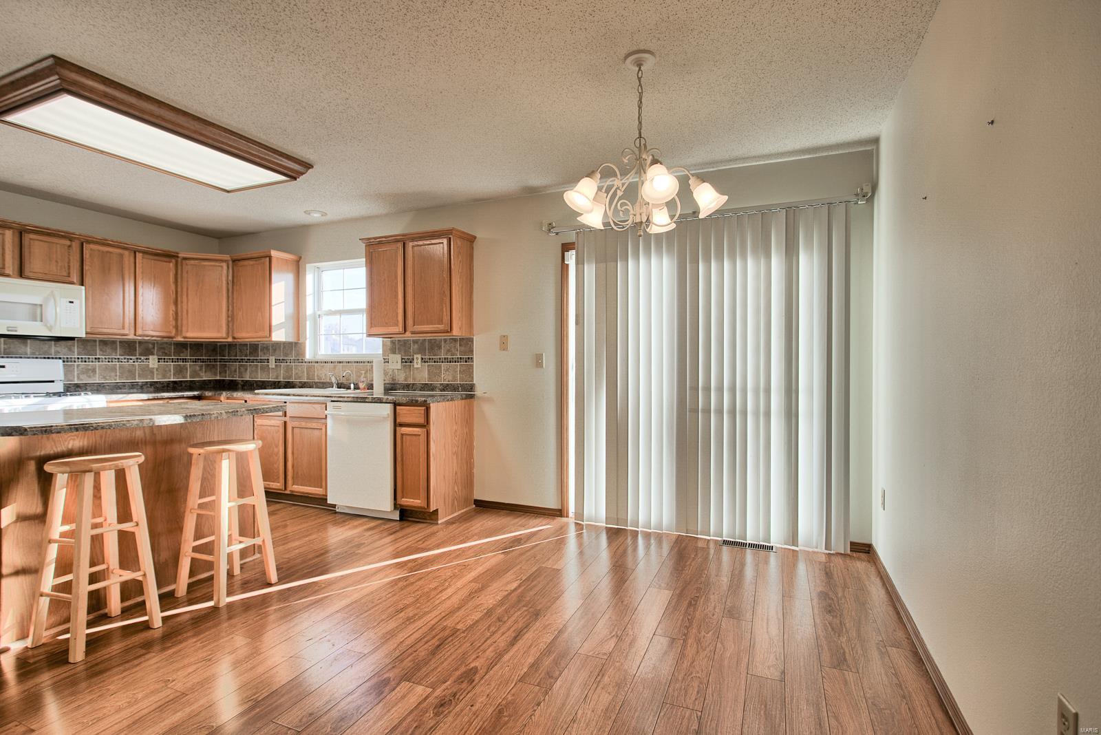 307 Fairwood Hills Road O'Fallon, IL 62269 - Photo 12 of 39 Gallery Image 12