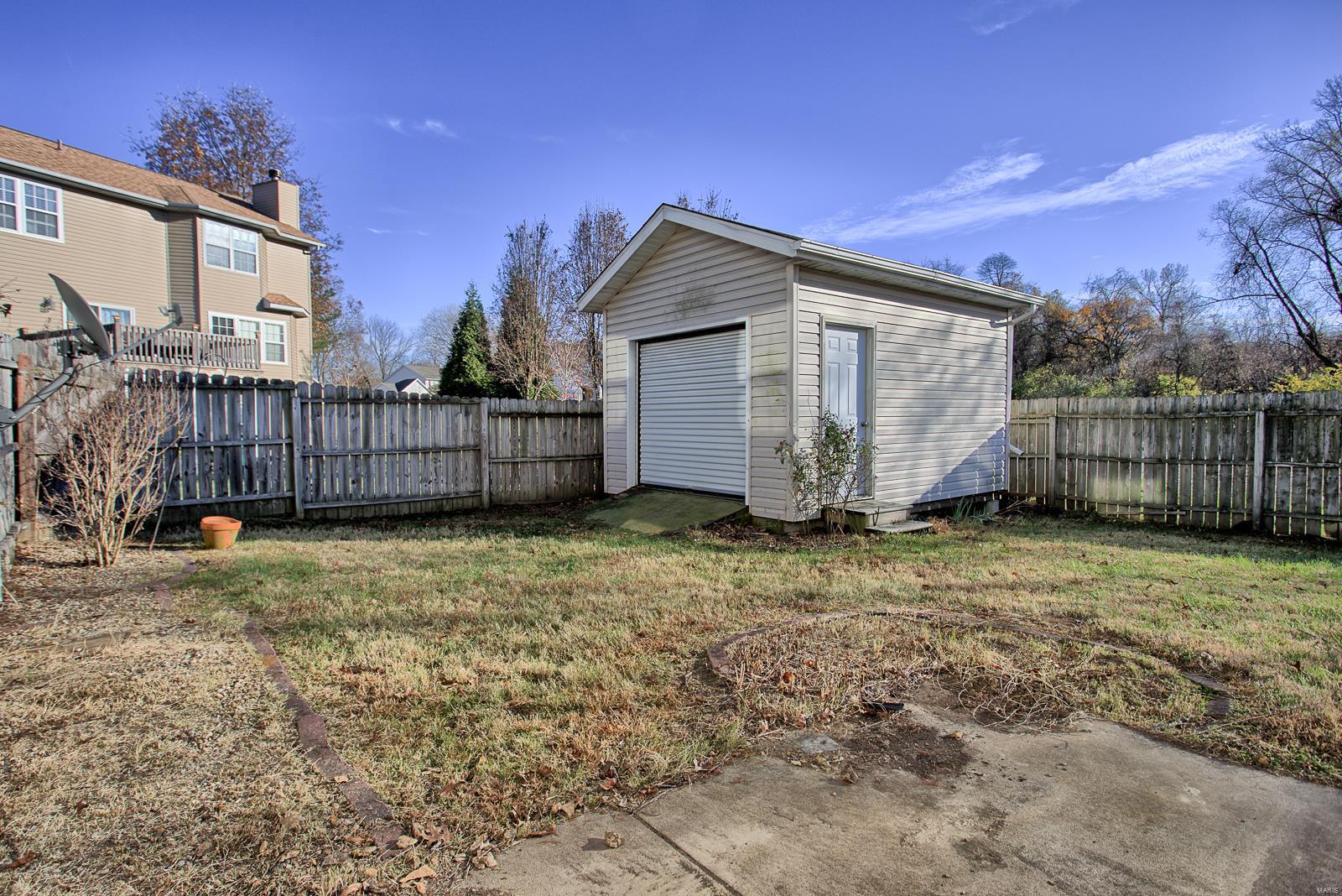 307 Fairwood Hills Road O'Fallon, IL 62269 - Photo 38 of 39 Gallery Image 38