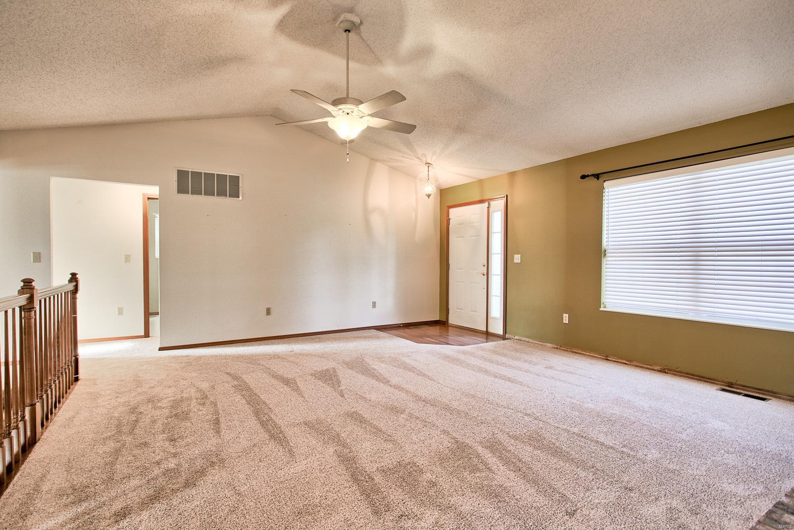307 Fairwood Hills Road O'Fallon, IL 62269 - Photo 7 of 39 Gallery Image 7