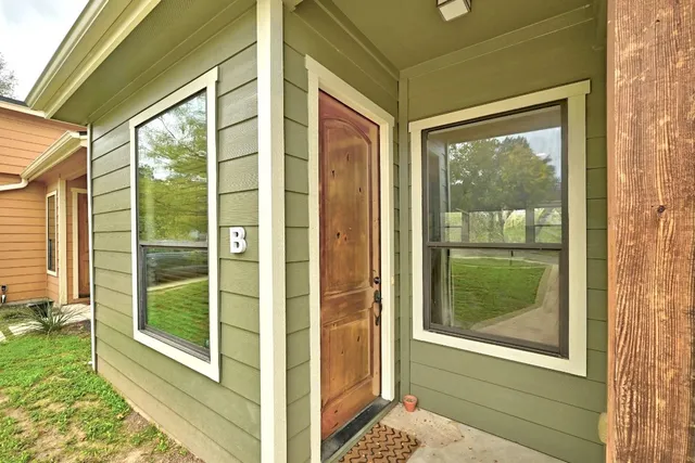 $449,000 | 4610 Windy Brook Drive, Unit B, Austin, TX 78723