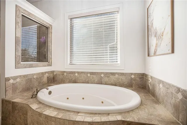 $900,000 | 9418 West 161st Terrace, Overland Park, KS 66085