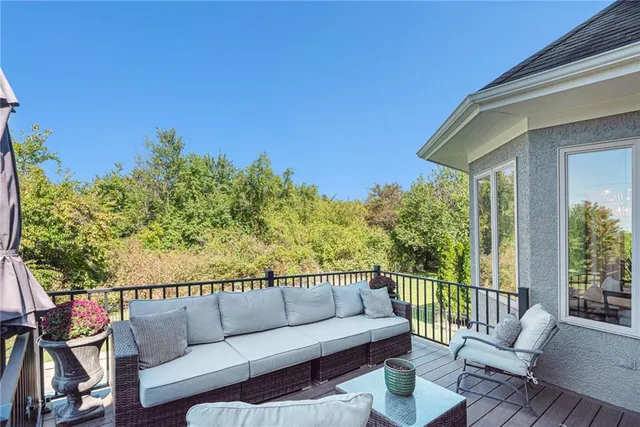 $900,000 | 9418 West 161st Terrace, Overland Park, KS 66085