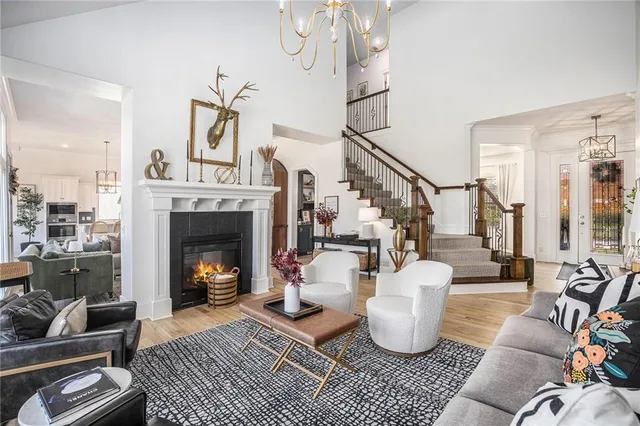 $900,000 | 9418 West 161st Terrace, Overland Park, KS 66085