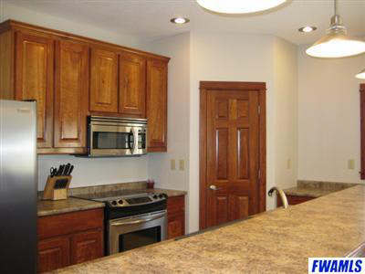 5314 Hursh Road Fort Wayne, IN 46845 - Photo 7 of 20
