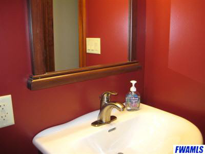 5314 Hursh Road Fort Wayne, IN 46845 - Photo 10 of 20