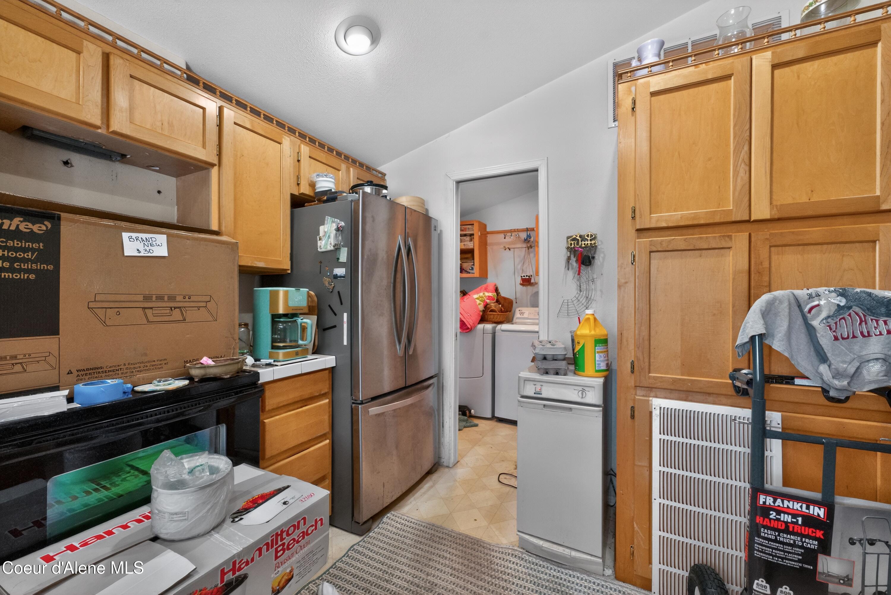1816 Bounty Loop Hayden, ID 83835 - Photo 12 of 28 18_1816_W_Bounty_Loop-Kitchen-5324