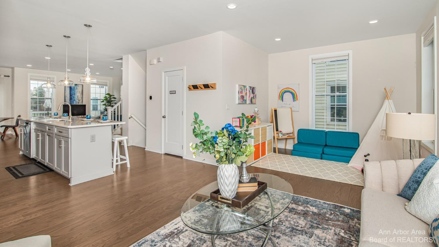 2851 Hardwick Road Ann Arbor, MI 48105 - Photo 11 of 48 Photo 11