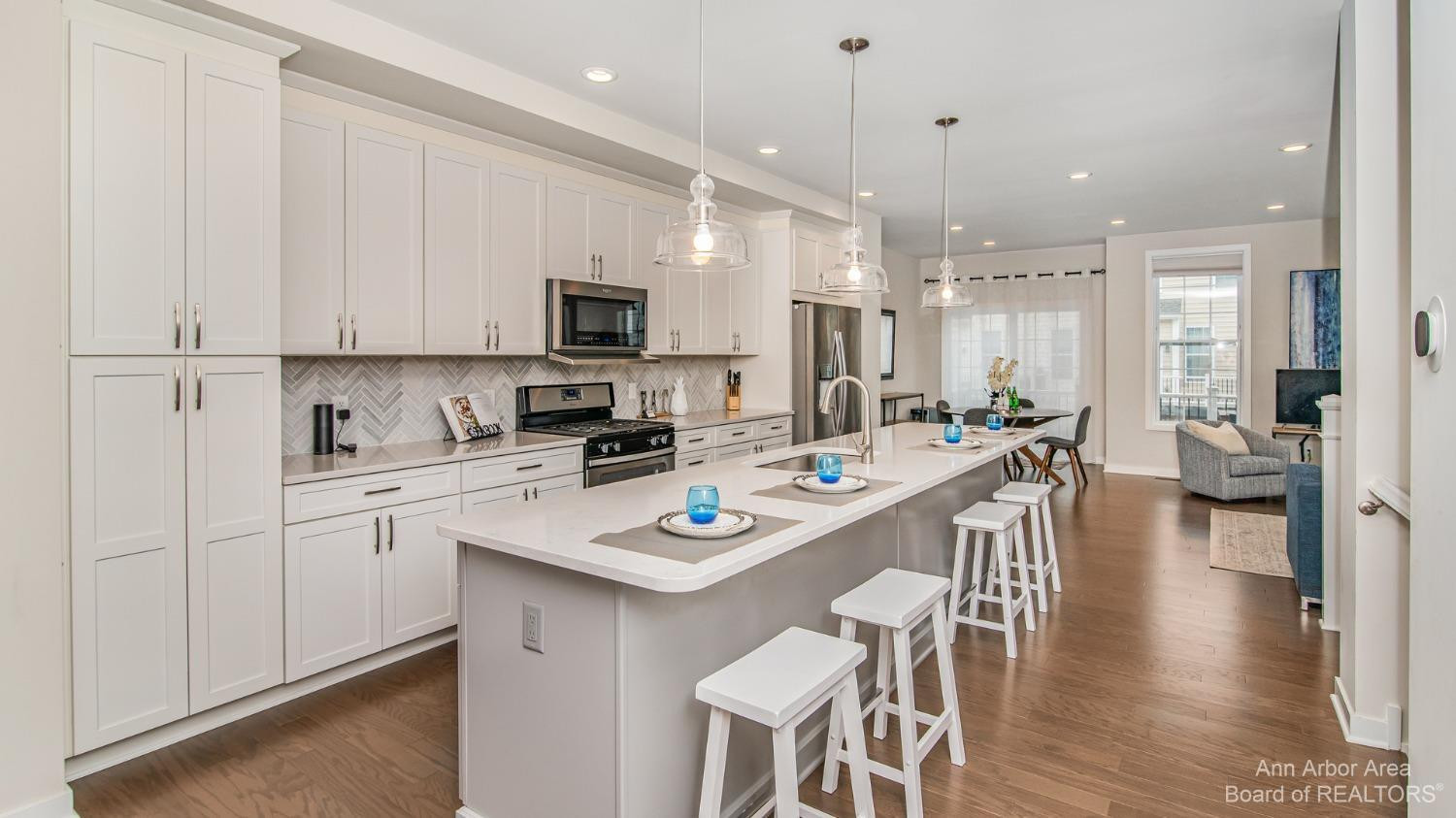 2851 Hardwick Road Ann Arbor, MI 48105 - Photo 7 of 48 Photo 7