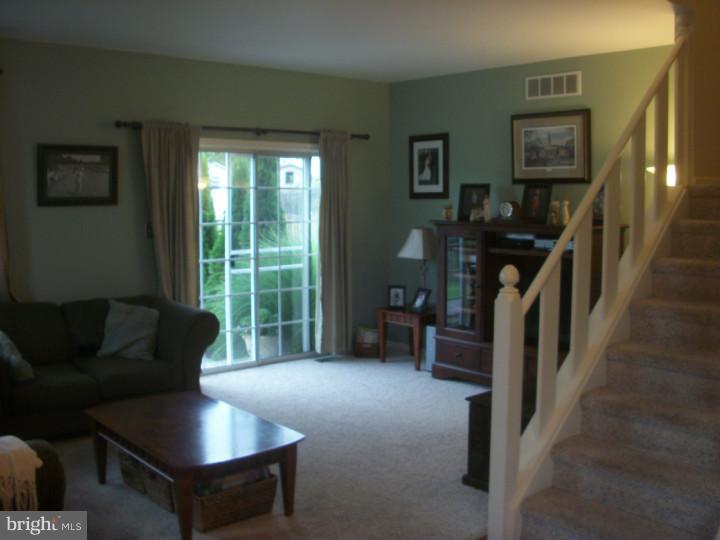 43 Country Road Perkasie, PA 18944 - Photo 5 of 25 Great Room