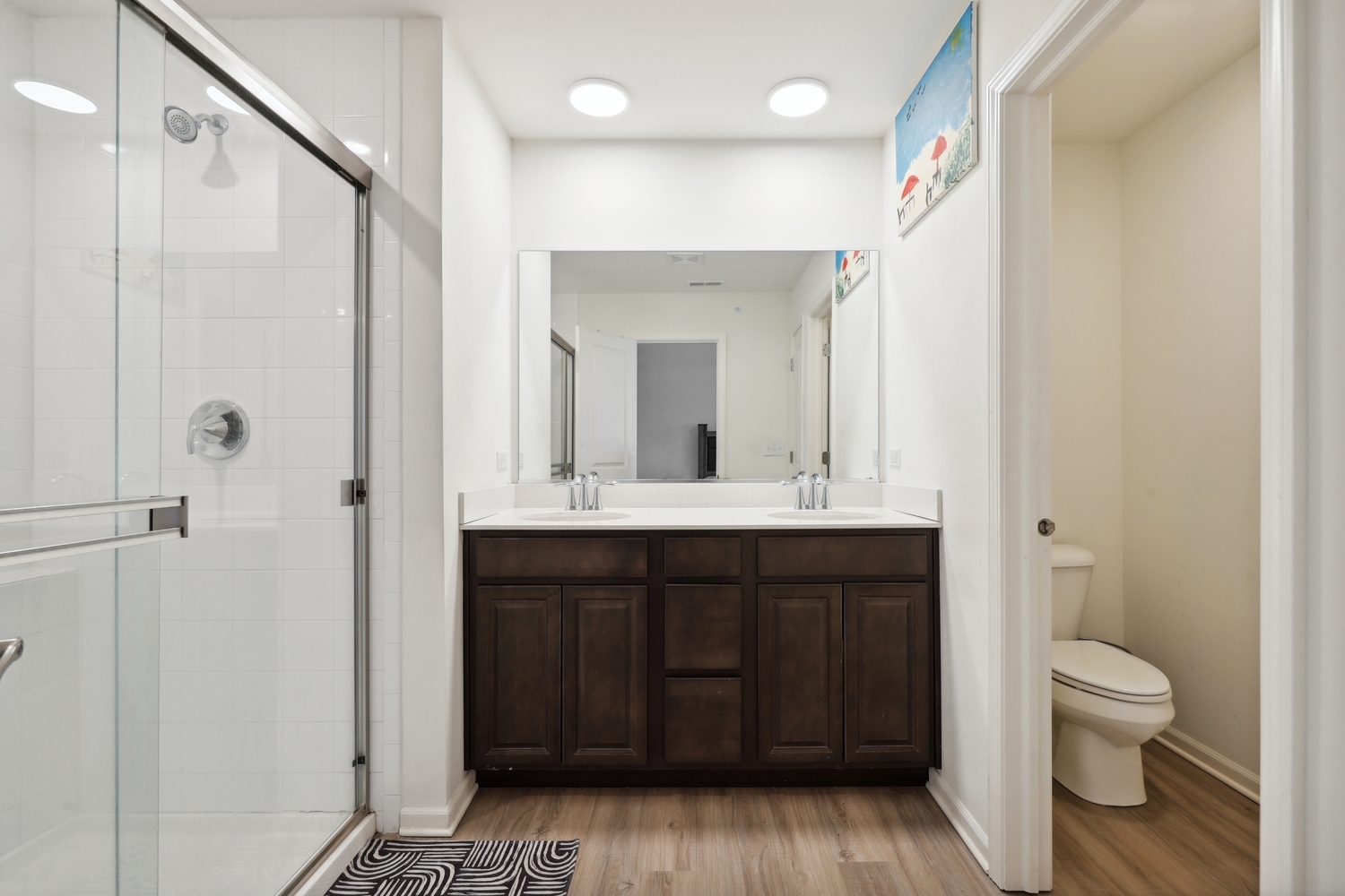 10306 Kerry Ridge Court Chicago Ridge, IL 60415 - Photo 17 of 26 a bathroom with a sink and a mirror