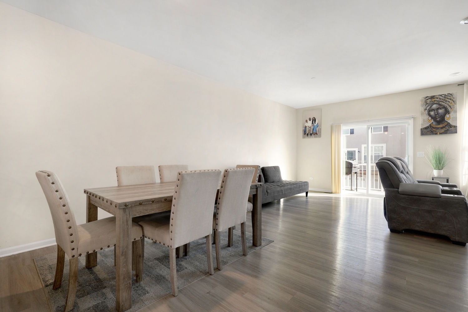 10306 Kerry Ridge Court Chicago Ridge, IL 60415 - Photo 9 of 26 a view of a dining room with furniture and wooden floor
