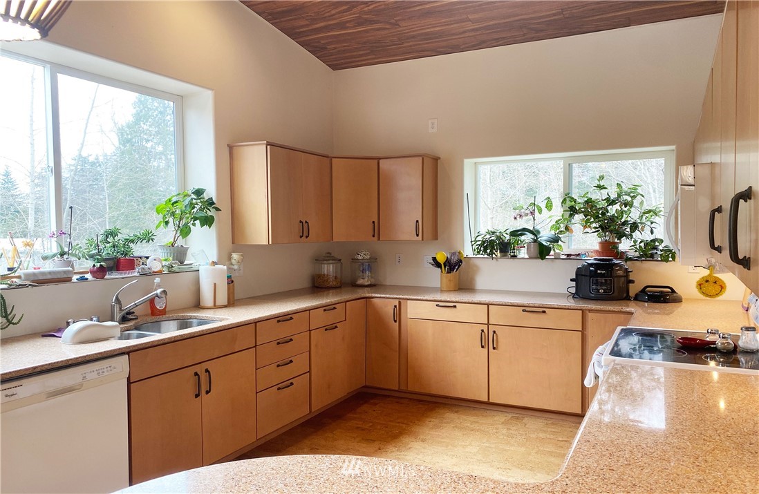 314 169th Street Southwest Bothell, WA 98012 - Photo 17 of 28
