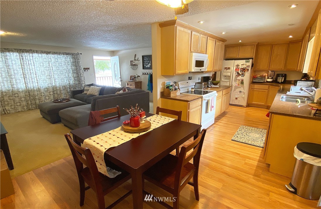 314 169th Street Southwest Bothell, WA 98012 - Photo 5 of 28