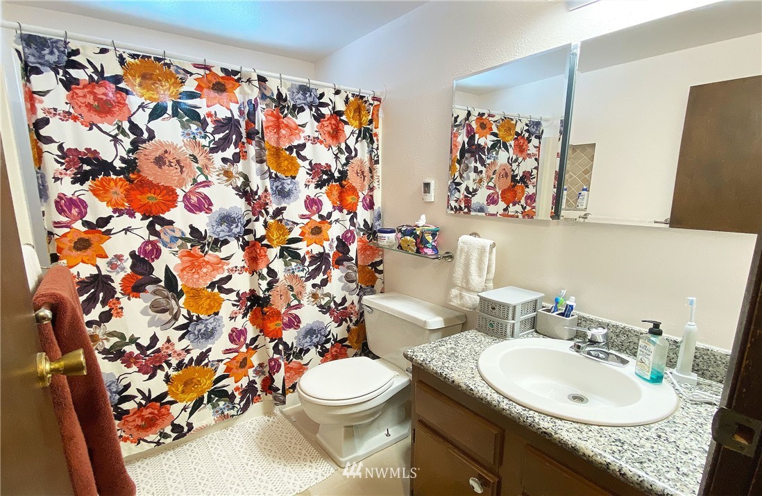 314 169th Street Southwest Bothell, WA 98012 - Photo 10 of 28