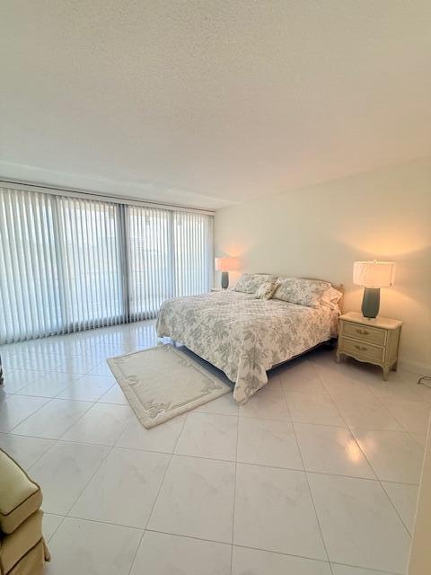 1180 South Ocean Boulevard, Unit 3E Boca Raton, FL 33432 - Photo 17 of 33 IMG_4270