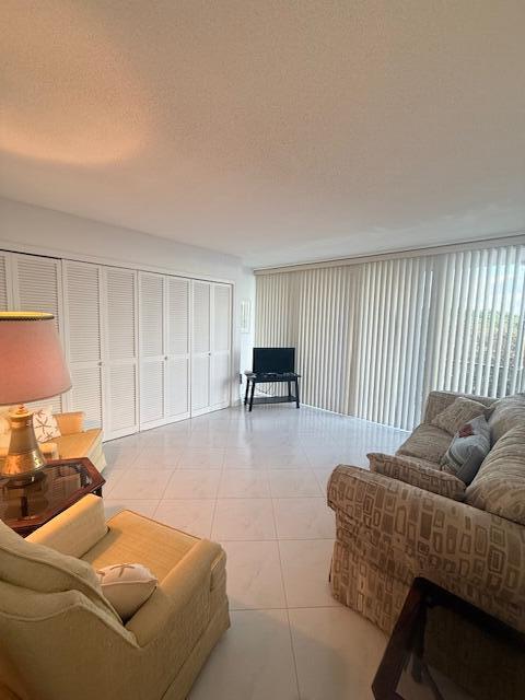 1180 South Ocean Boulevard, Unit 3E Boca Raton, FL 33432 - Photo 21 of 33 IMG_4276
