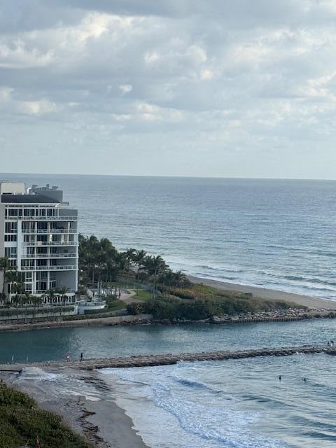 1180 South Ocean Boulevard, Unit 3E Boca Raton, FL 33432 - Photo 24 of 33 IMG_4293