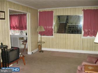 4 Harvin Road Upper Darby, PA 19082 - Photo 4 of 10