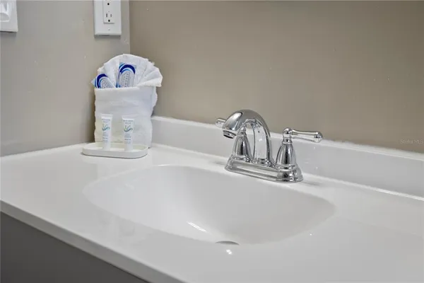 $1,850 | 2749 North Poinciana Boulevard, Unit 15, Kissimmee, FL 34746