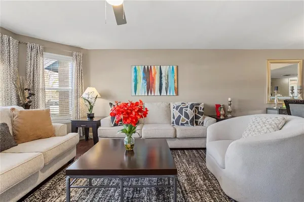 $1,850 | 2749 North Poinciana Boulevard, Unit 15, Kissimmee, FL 34746