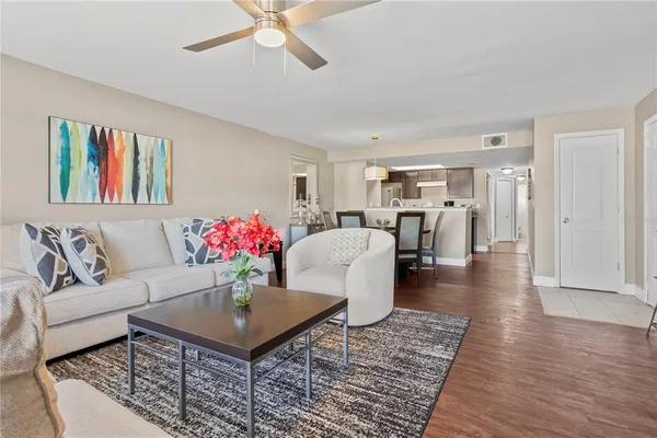 $1,850 | 2749 North Poinciana Boulevard, Unit 15, Kissimmee, FL 34746